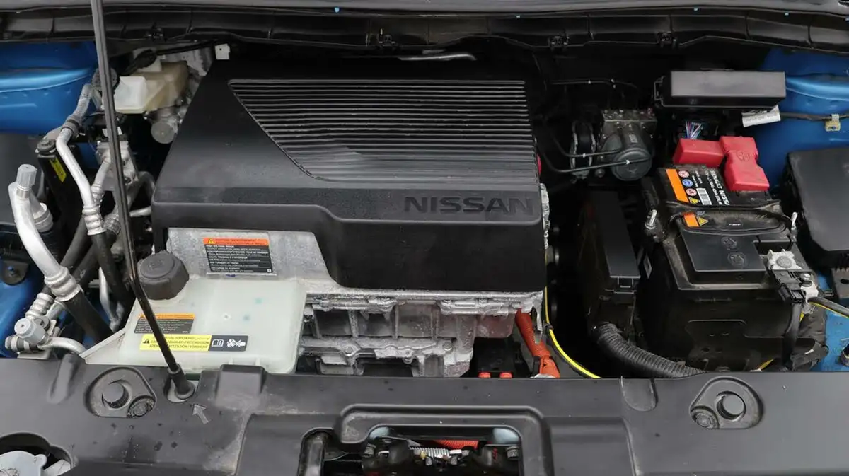 2021-nissan-leaf-e-n-connecta-big-19
