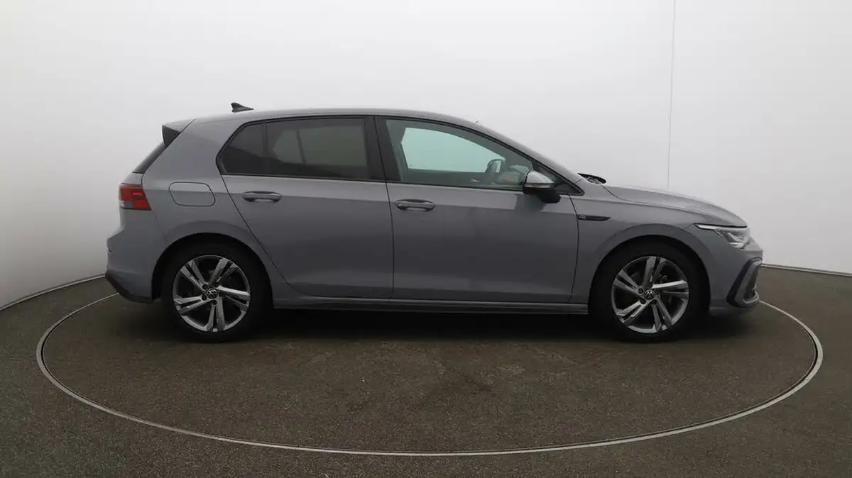 2021-volkswagen-golf-15-tsi-r-line-150ps-hatchback-big-47