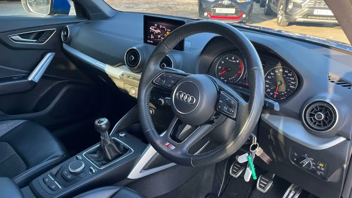 2018-audi-q2-14-tfsi-s-line-big-20