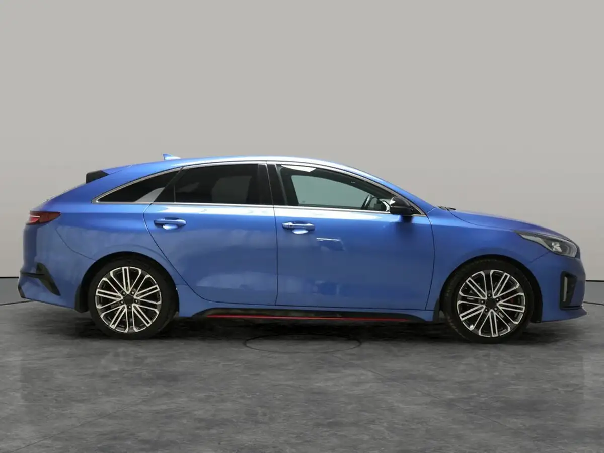 2021-kia-pro-ceed-16-t-gdi-gt-big-9