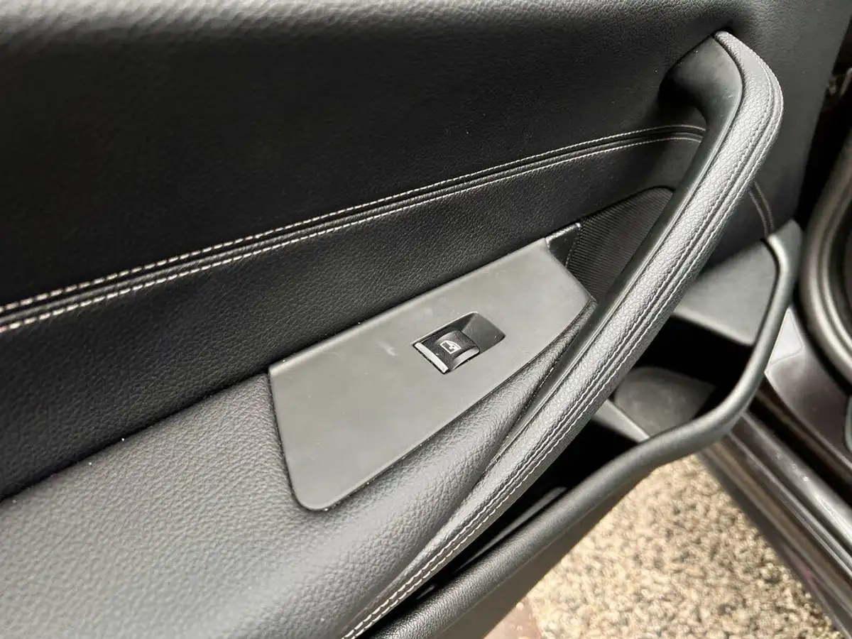 2022-bmw-5-series-20td-520d-xdrive-m-sport-mht-saloon-4d-big-21