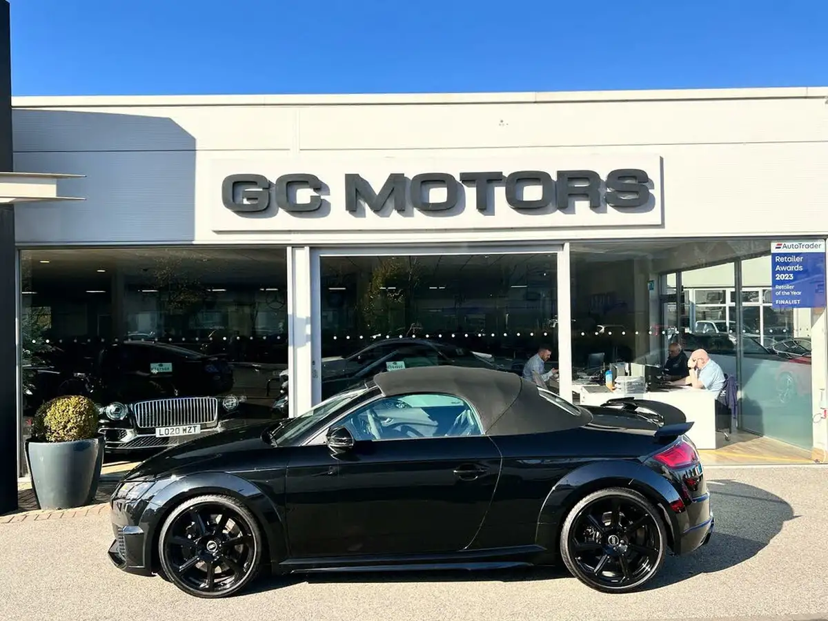 2020-audi-tt-roadster-25-tfsi-rs-audi-sport-edition-big-74