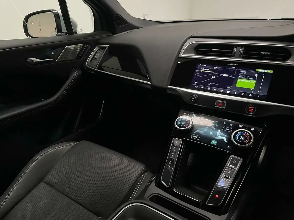 2019-jaguar-i-pace-ev400-hse-big-19