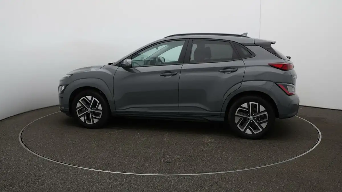 2022-hyundai-kona-e-ultimate-big-60