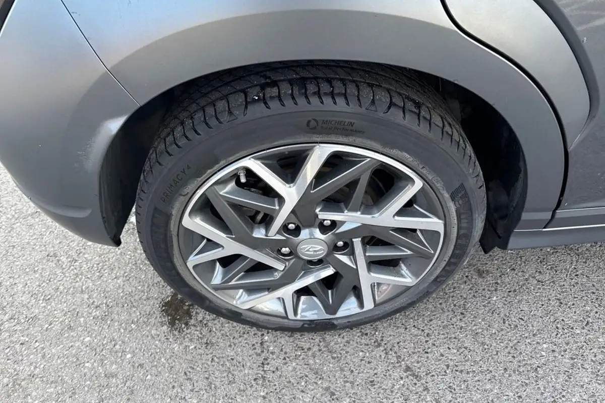2022-hyundai-kona-16-gdi-premium-big-22