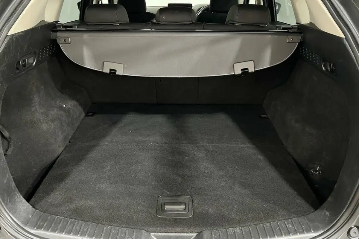 2023-mazda-cx-5-20-centre-line-auto-big-38