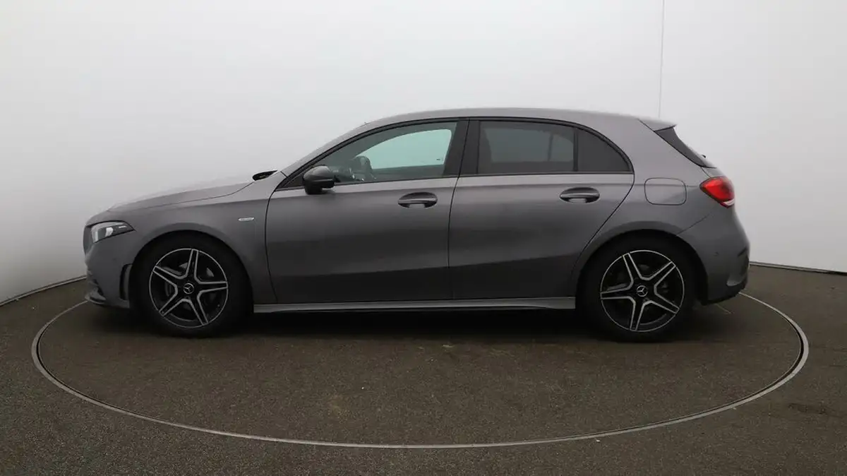 2022-mercedes-benz-a-class-13-a200-amg-line-executive-edition-hatchback-5d-7g-dct-big-63