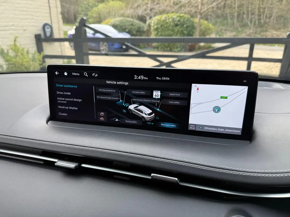 2022-genesis-gv70-22-d-sport-line-210ps-big-44