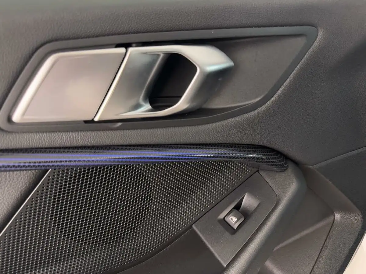 2021-bmw-2-series-15-218i-sport-lcp-gran-coupe-4d-big-9