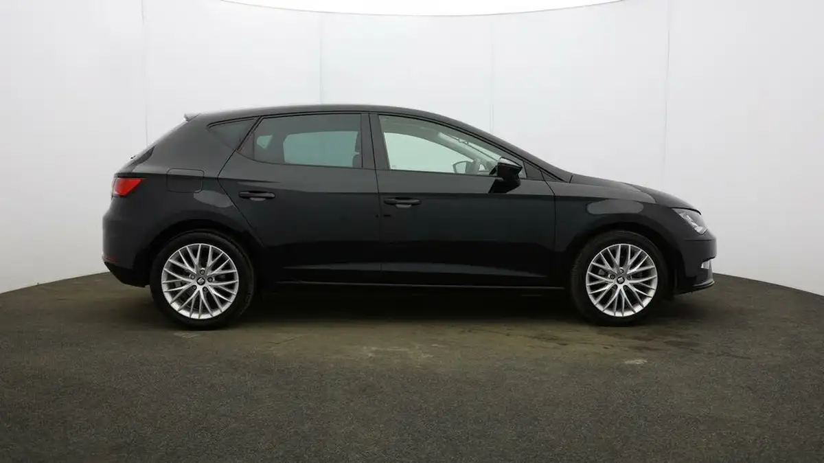 2019-seat-leon-10-tsi-se-dynamic-hatchback-big-44