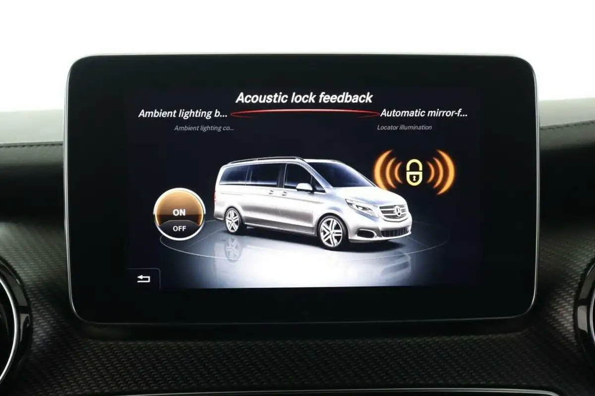 2020-mercedes-benz-v-class-20d-v300d-amg-line-extra-long-big-38