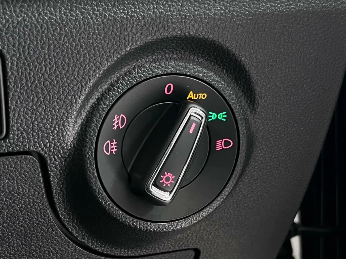 2021-seat-arona-10-tsi-xcellence-lux-110ps-dsg-big-27