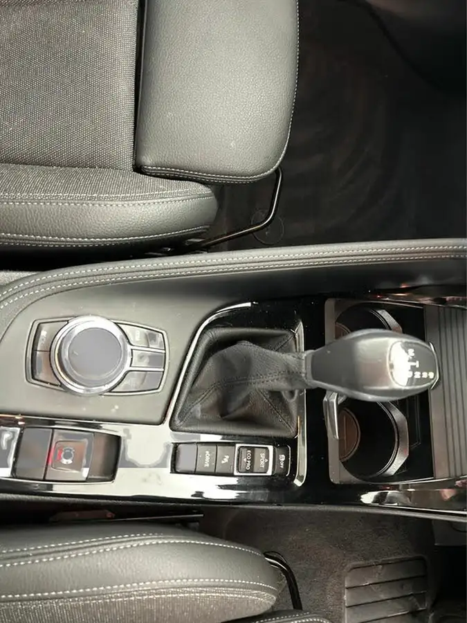 2021-bmw-x1-15-xdrive-25e-phev-sport-big-23