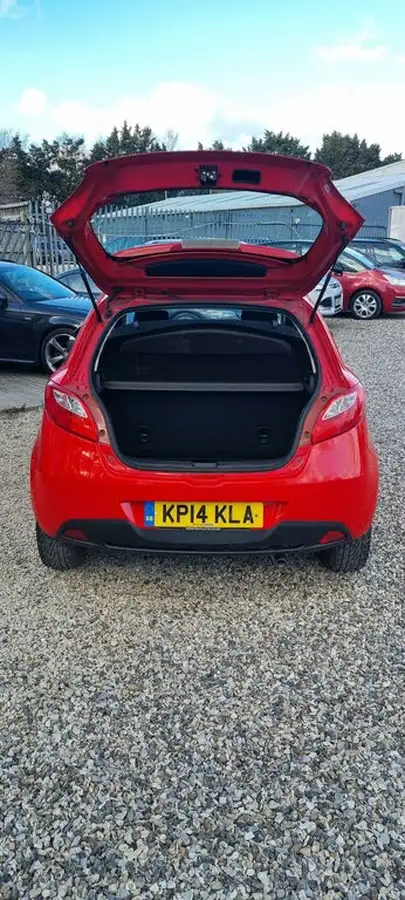 2014-mazda-mazda2-13-se-air-con-big-7
