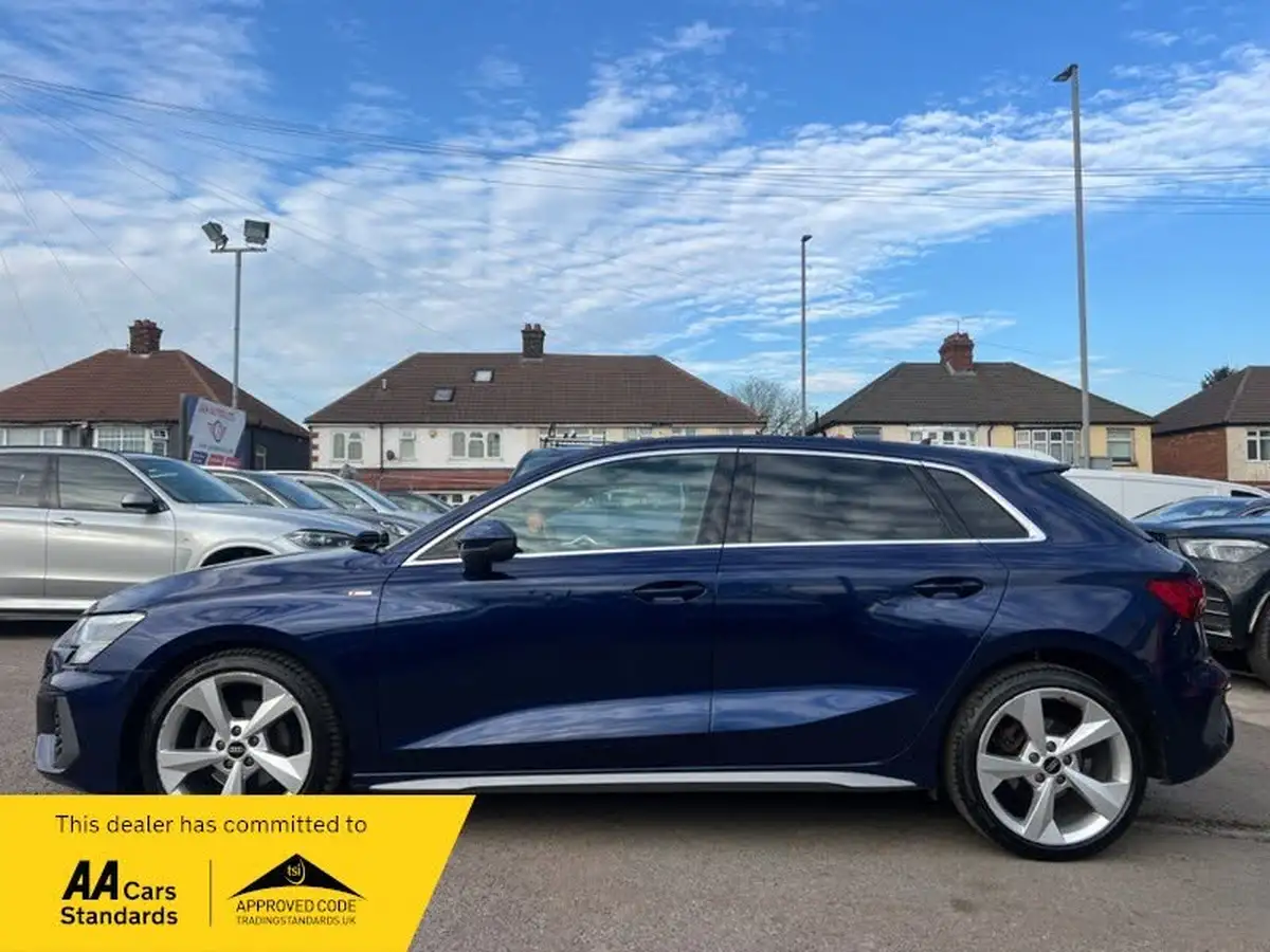 2023-audi-a3-10-30-tfsi-s-line-sportback-5d-tronic-big-5