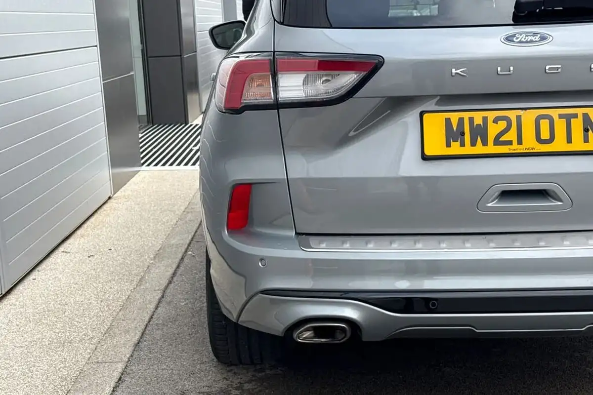 2020-ford-kuga-25t-st-line-x-big-28