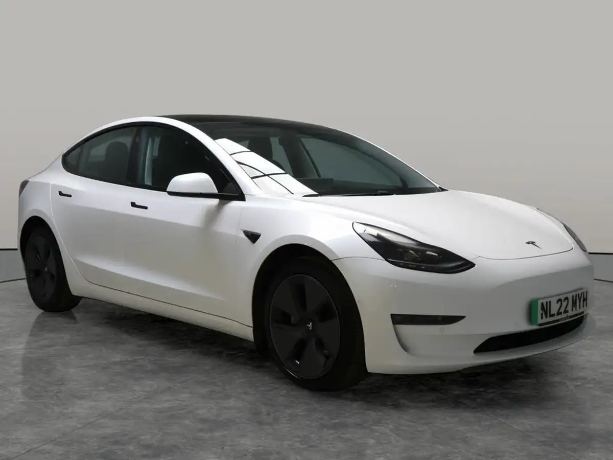 2022-tesla-model-3-e-long-range-big-7