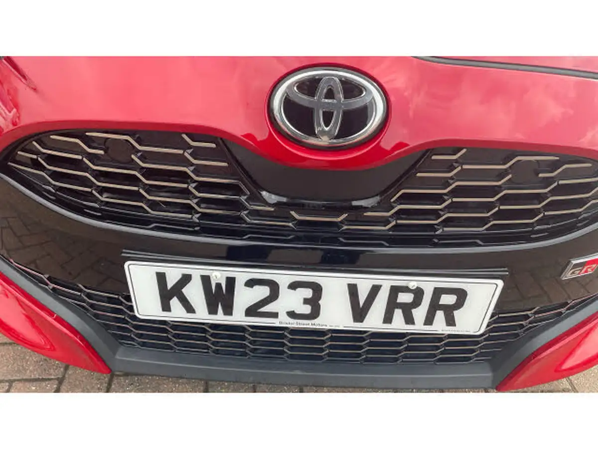 2023-toyota-yaris-15-vvt-i-gr-sport-114bhp-big-28