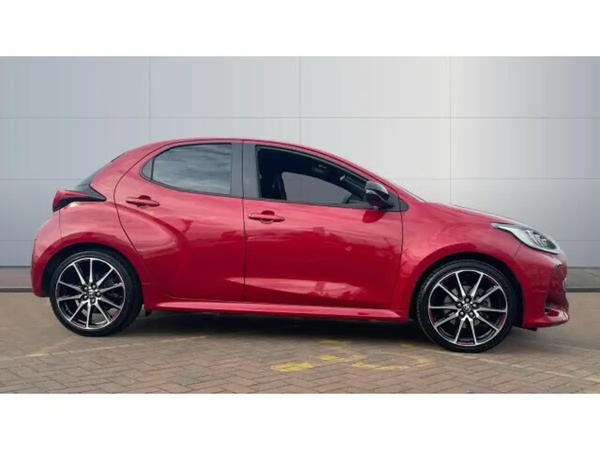 2023-toyota-yaris-15-vvt-i-gr-sport-114bhp-big-4