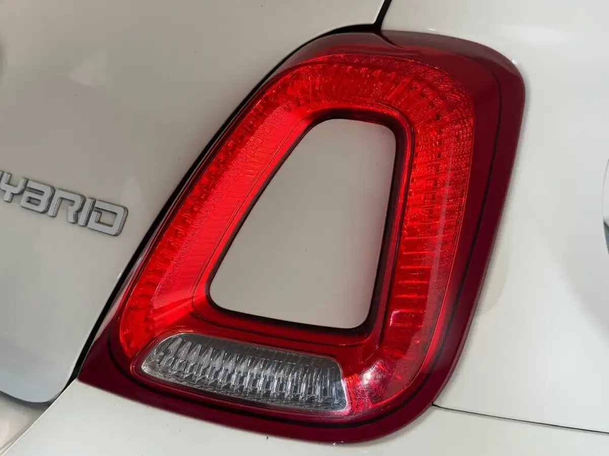 2021-fiat-500-10-dolcevita-big-32