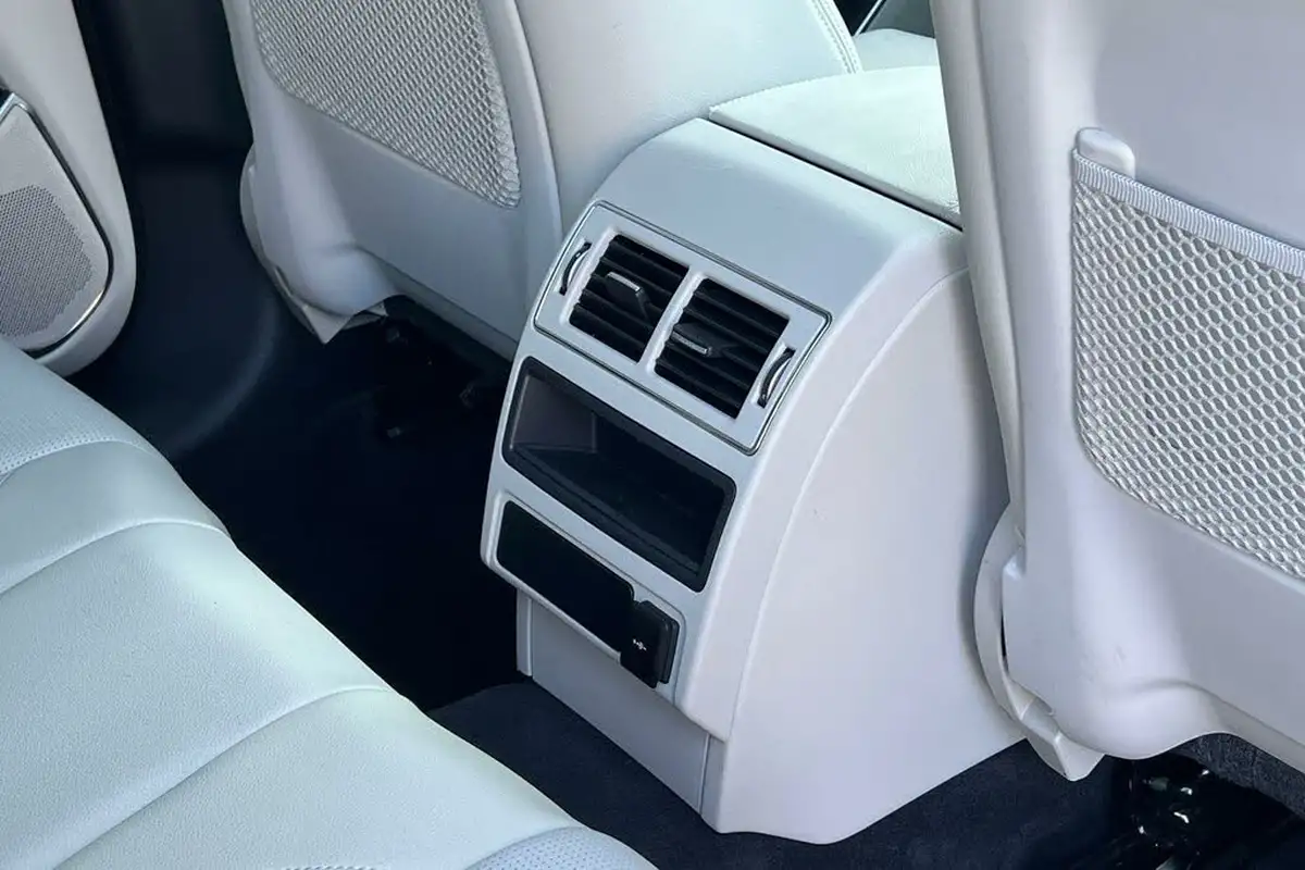 2023-jaguar-f-pace-20-d200-r-dynamic-se-black-big-34