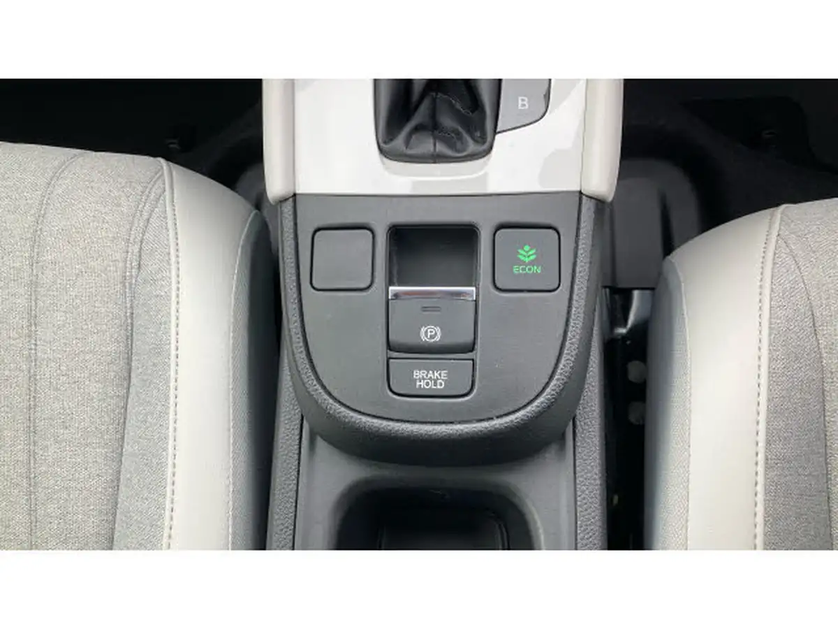 2023-honda-jazz-15-i-mmd-ex-107ps-big-28