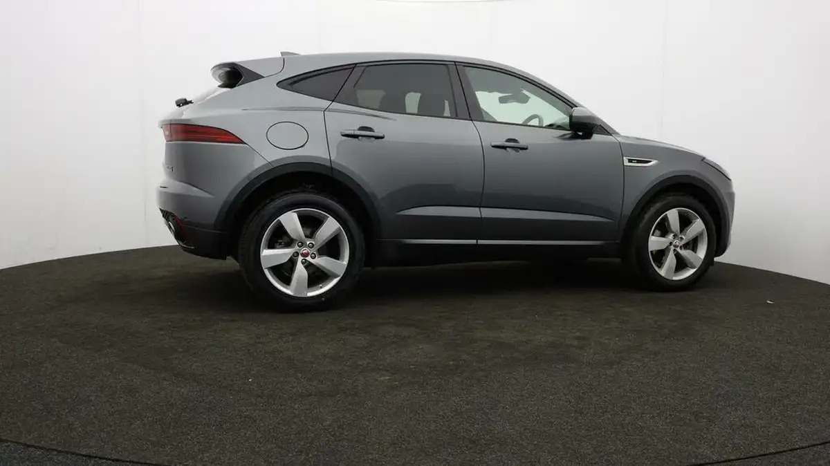 2019-jaguar-e-pace-20-i4d-r-dynamic-se-180ps-awd-auto-big-29
