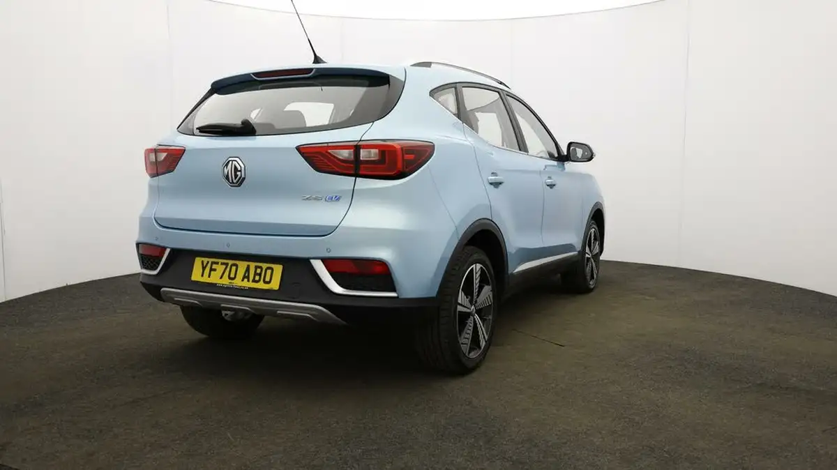 2021-mg-zs-suv-e-exclusive-ev-big-58