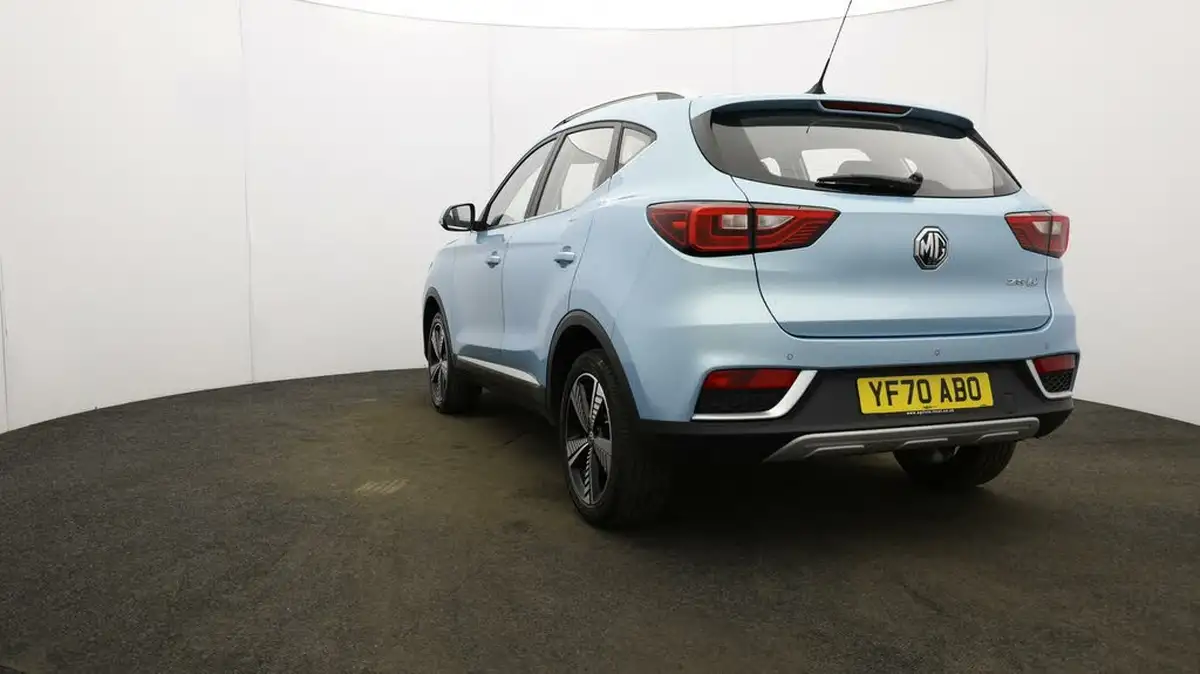 2021-mg-zs-suv-e-exclusive-ev-big-30