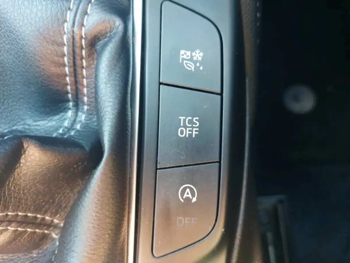 2020-ford-focus-big-15