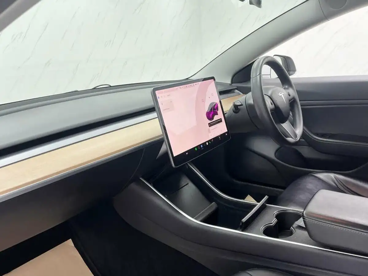 2019-tesla-model-3-e-standard-plus-big-14