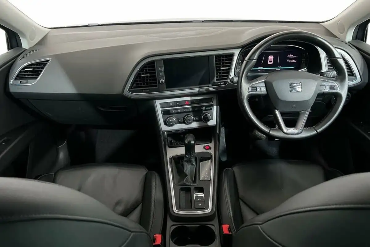2019-seat-leon-20tdi-xcellence-lux-hatchback-dsg-big-11