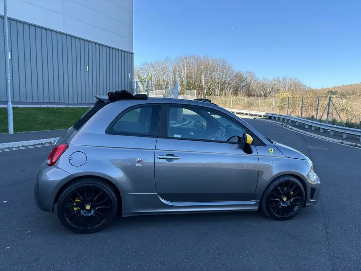 2017-abarth-595c-14-tjet-trofeo-big-16
