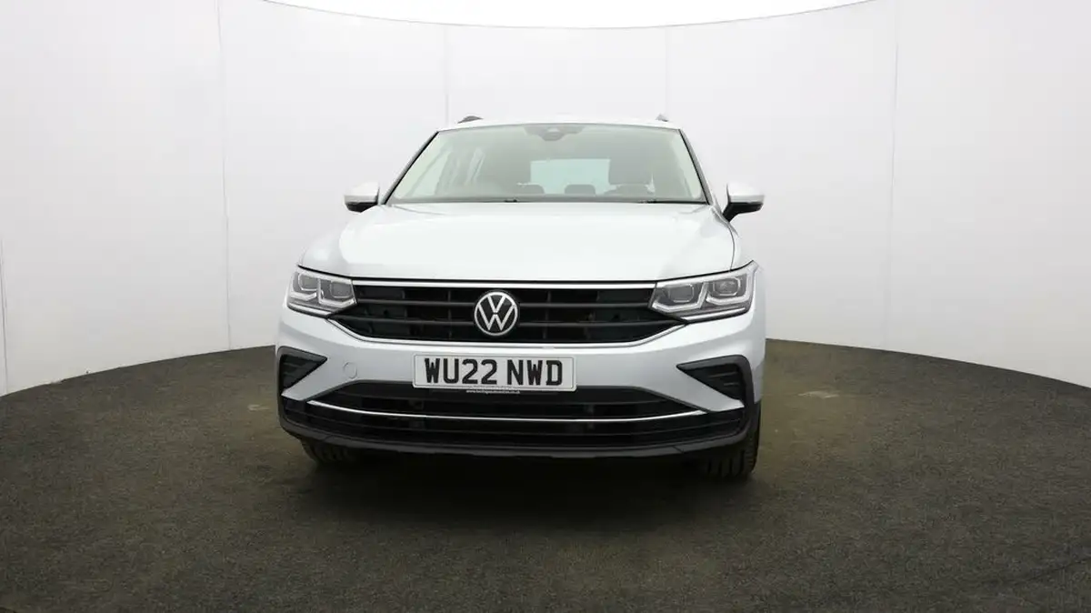 2022-volkswagen-tiguan-14-tsi-life-big-1