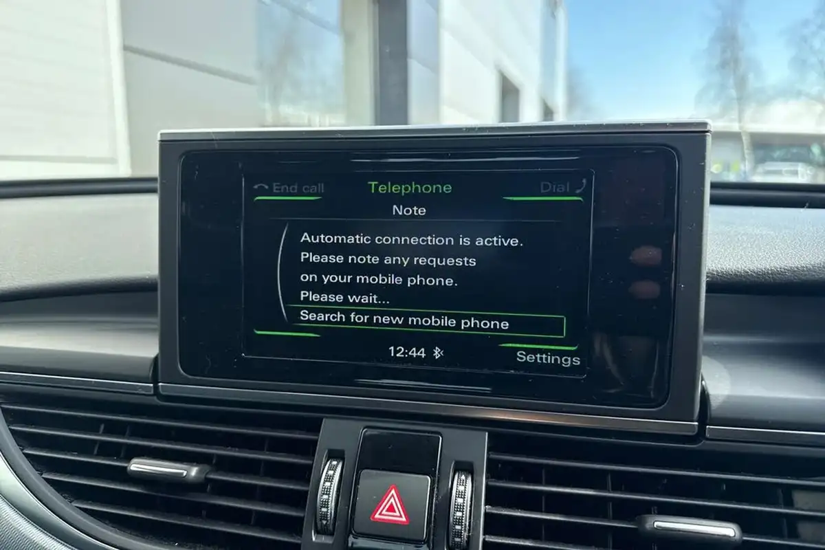 2018-audi-a6-avant-20-tdi-quattro-se-executive-big-43