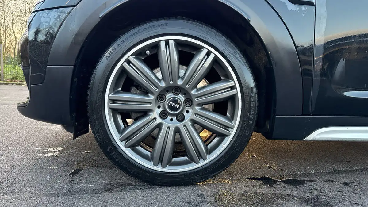 2018-mini-countryman-20-cooper-s-ss-all4-auto-big-16