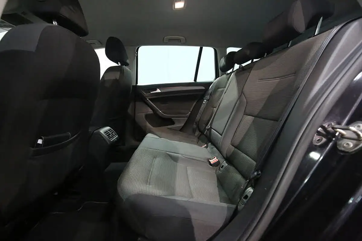 2020-volkswagen-golf-15-tsi-match-edition-150ps-estate-dsg-big-23