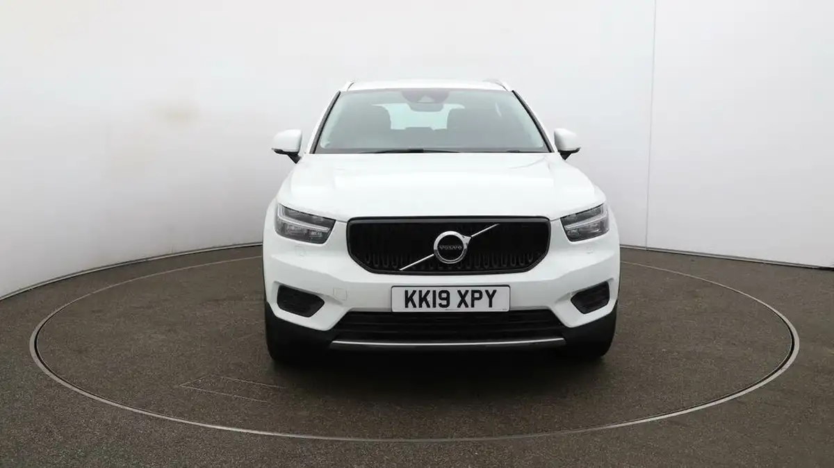 2019-volvo-xc40-15-t3-momentum-163bhp-big-31