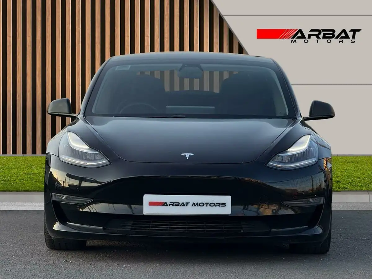 2020-tesla-model-3-e-performance-big-4