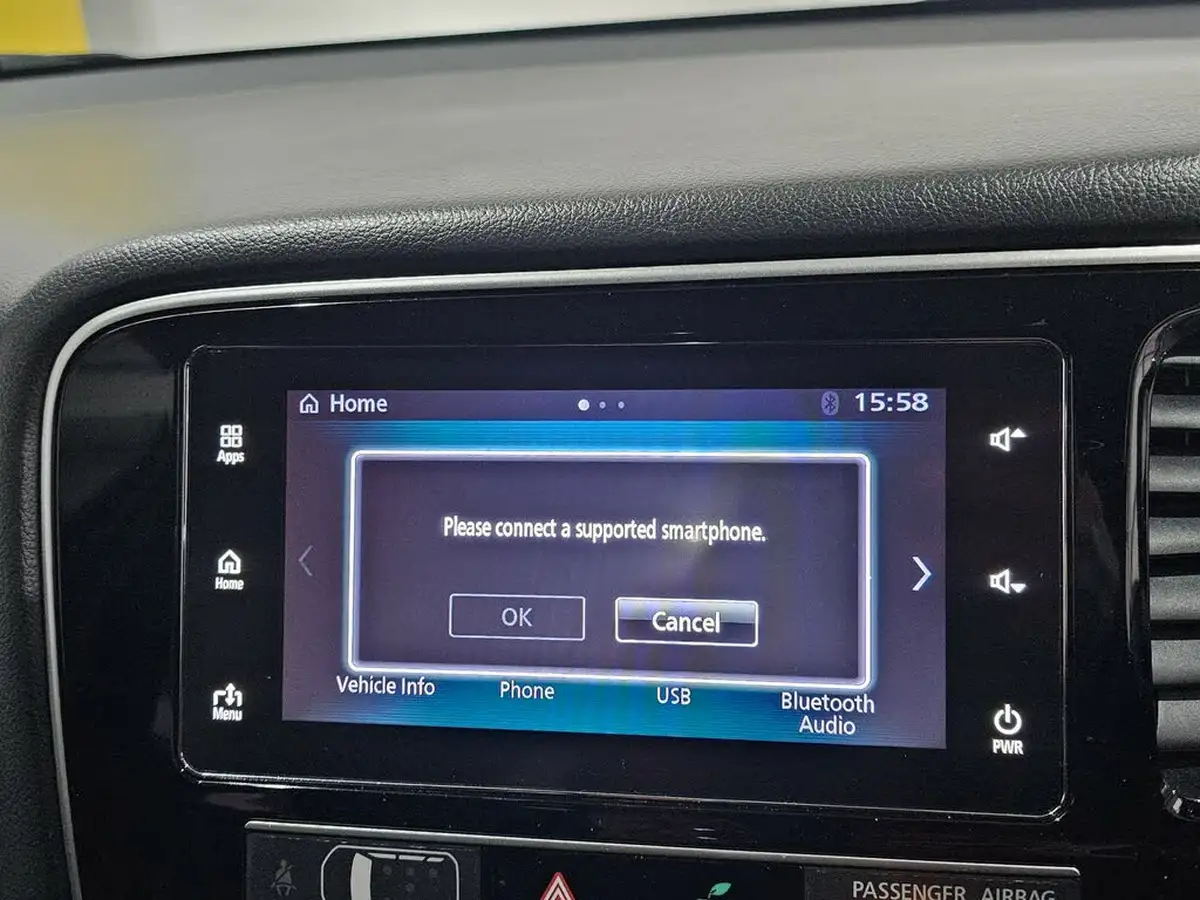 2018-mitsubishi-outlander-24-5h-phev-big-18