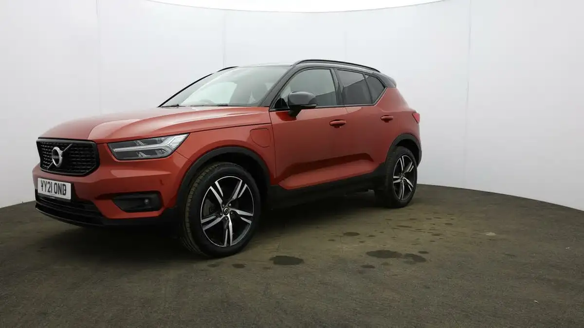 2021-volvo-xc40-15-t5-r-design-262bhp-big-2