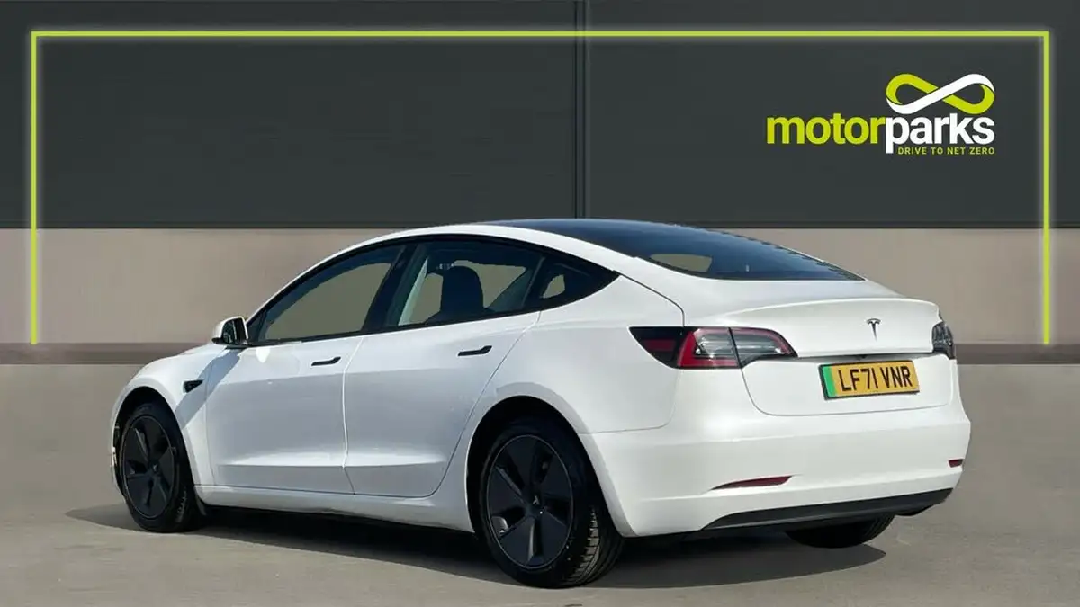 2021-tesla-model-3-e-standard-plus-big-4
