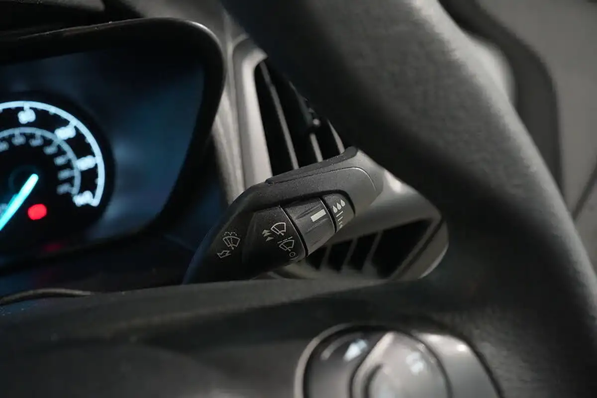 2020-ford-transit-connect-big-31