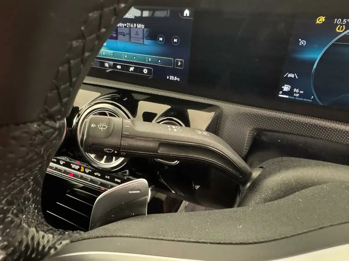 2022-mercedes-benz-a-class-13-a180-amg-line-executive-edition-saloon-4d-7g-dct-big-28