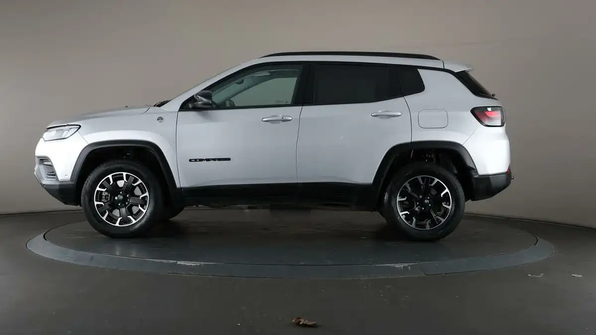 2022-jeep-compass-13-gse-trailhawk-big-4