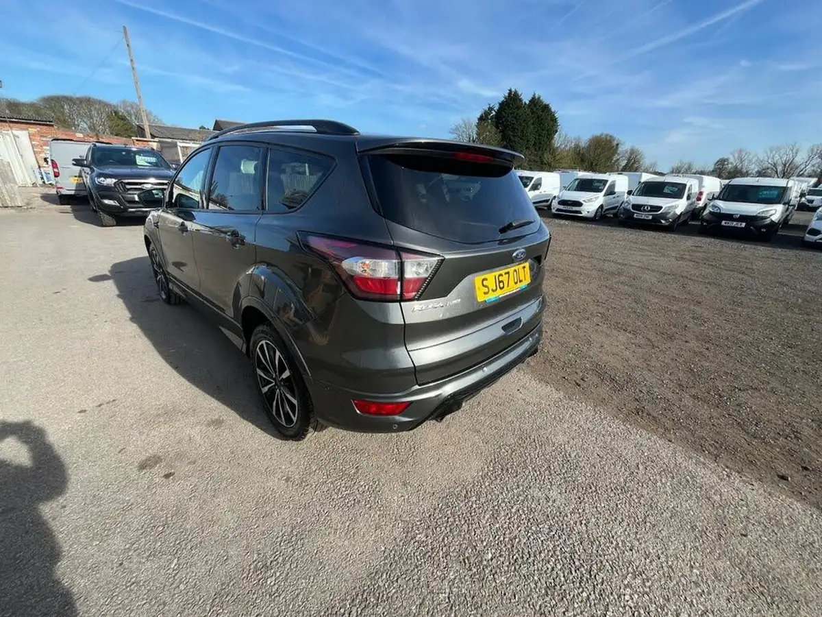 2017-ford-kuga-20tdci-st-line-180ps-awd-ss-big-48