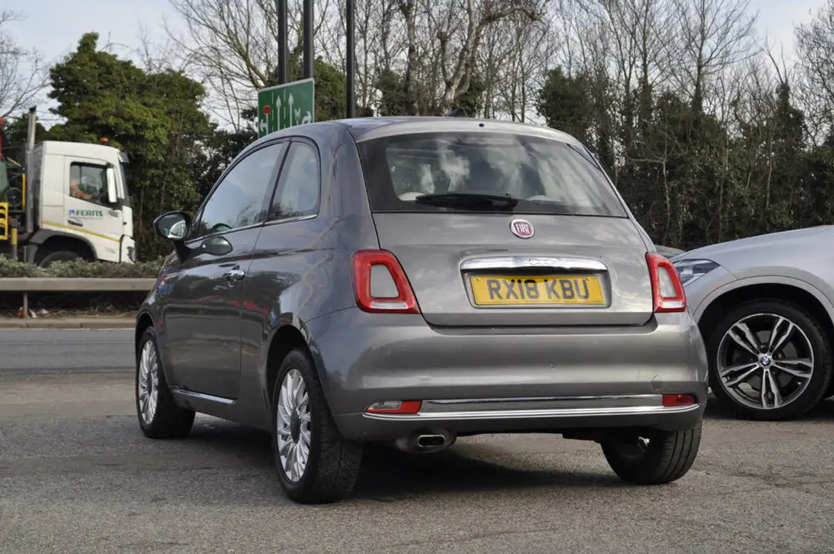 2018-fiat-500-12-lounge-big-20