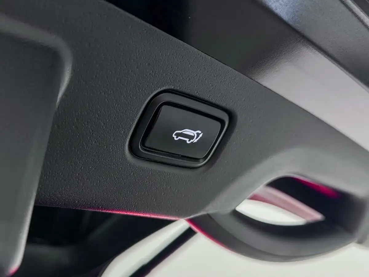 2023-kia-niro-ev-e-4-big-11