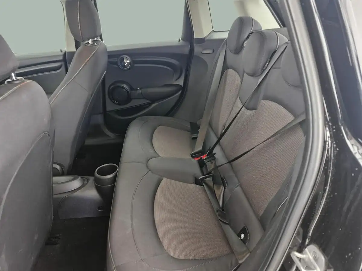 2020-mini-countryman-15-cooper-classic-big-14