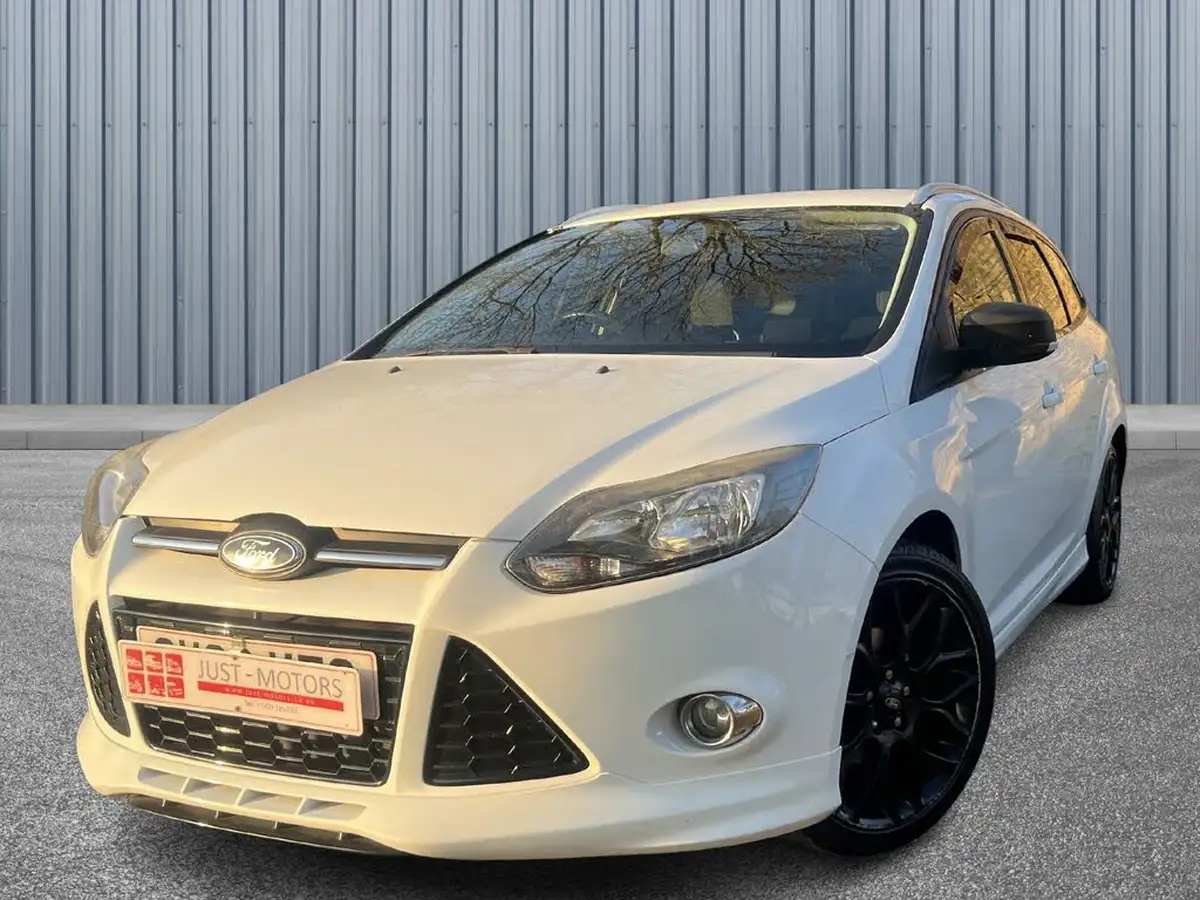 2012-ford-focus-16tdci-zetec-s-115ps-estate-big-2